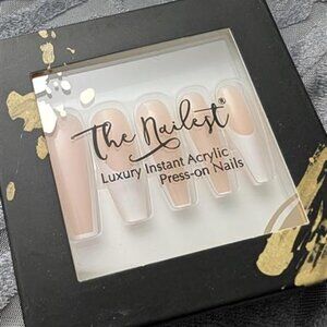 High Quality Press-On Nails